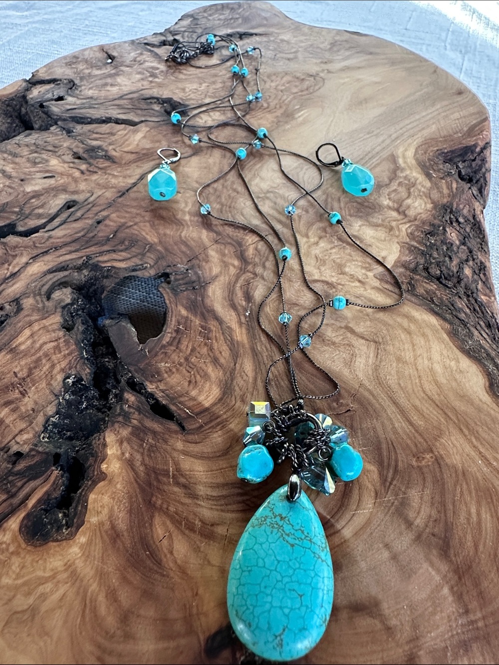 Vintage Dabby Reid Faux Turquoise Crystal Gunmetal Pendant Necklace Earrings Set